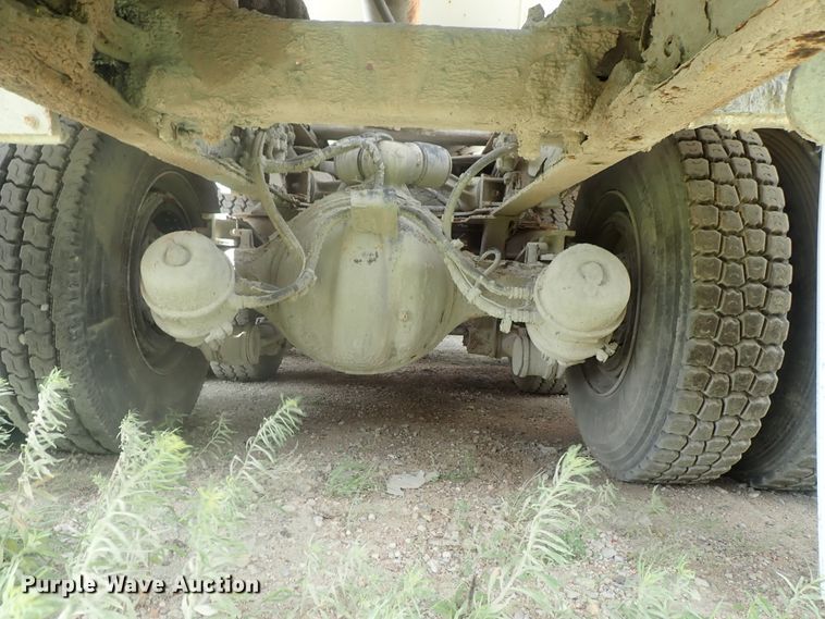 image for item DG2300 2001 Kenworth W900S  ready mix truck