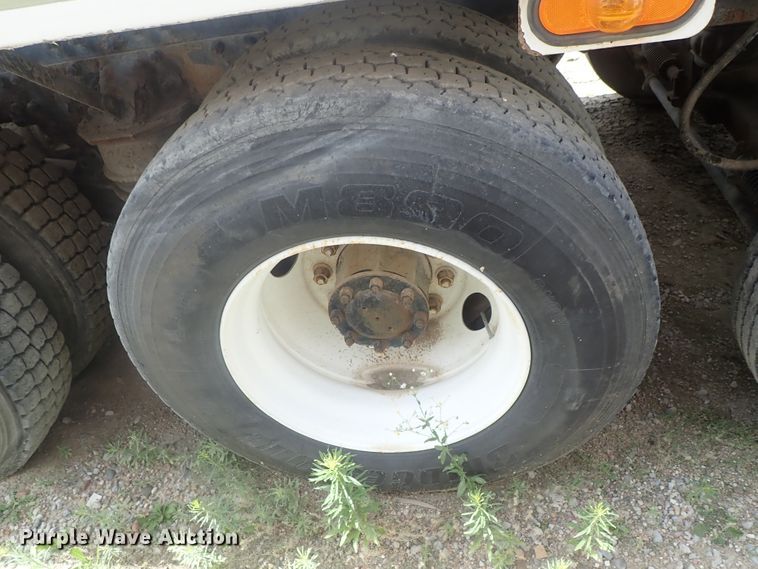 image for item DG2300 2001 Kenworth W900S  ready mix truck