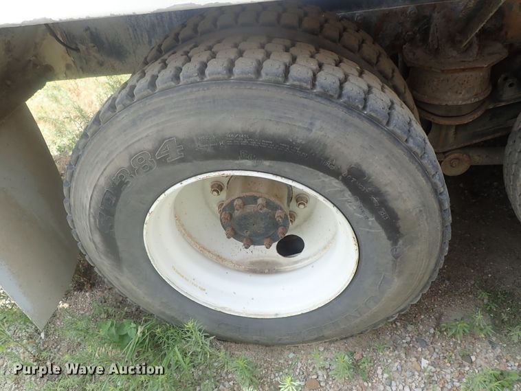 image for item DG2300 2001 Kenworth W900S  ready mix truck