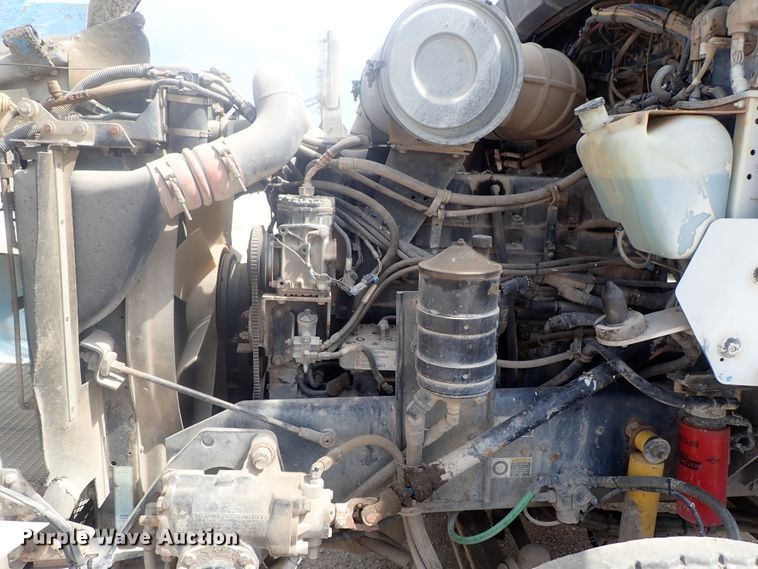 image for item DG2302 2001 Kenworth T800  ready mix truck