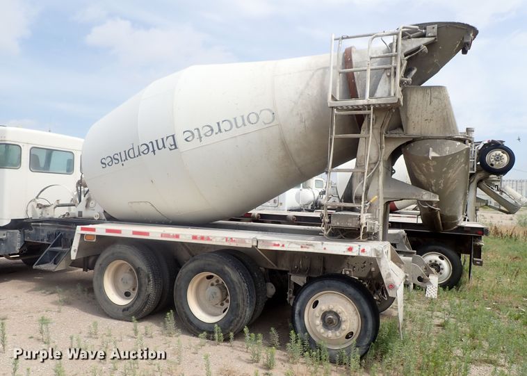 image for item DG2302 2001 Kenworth T800  ready mix truck