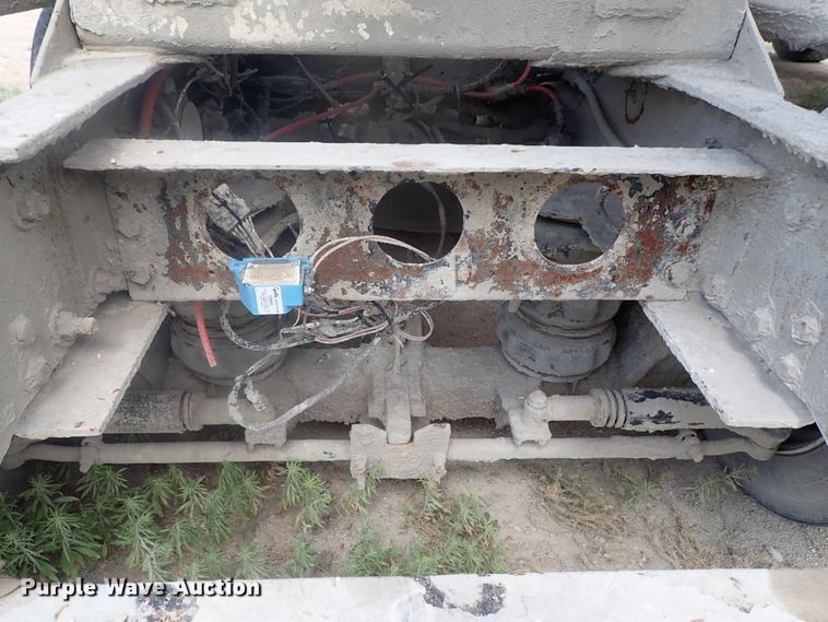 image for item DG2302 2001 Kenworth T800  ready mix truck