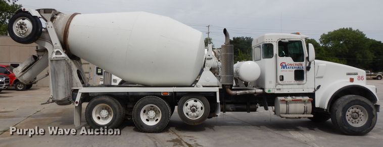 image for item DG7941 2004 Kenworth W900  ready mix truck