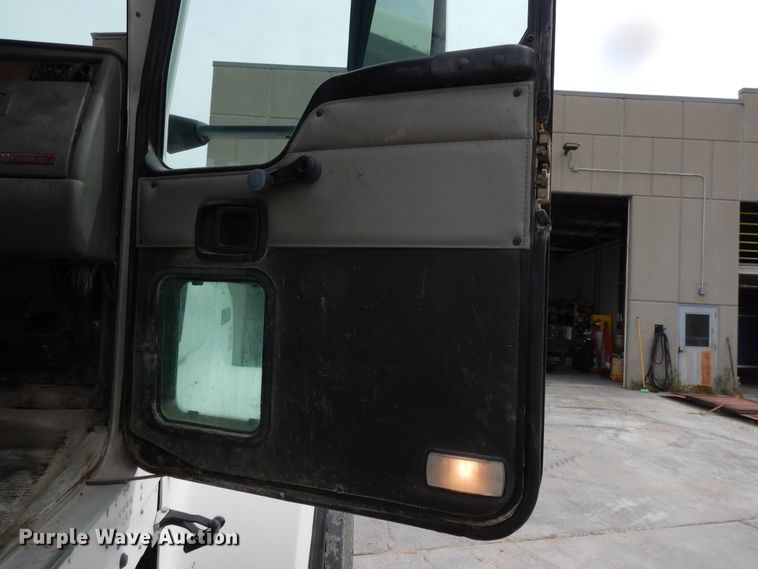image for item DG7941 2004 Kenworth W900  ready mix truck