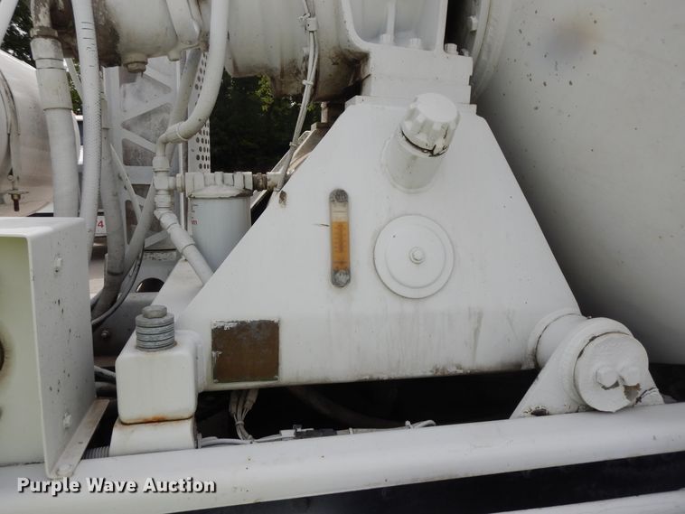 image for item DG7941 2004 Kenworth W900  ready mix truck