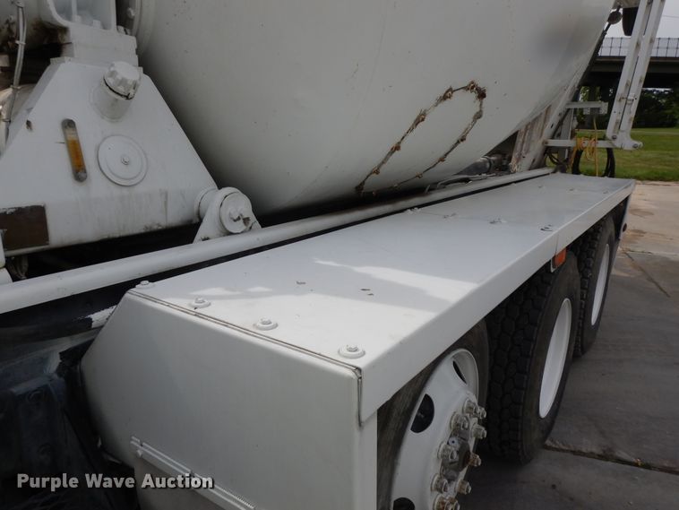 image for item DG7941 2004 Kenworth W900  ready mix truck