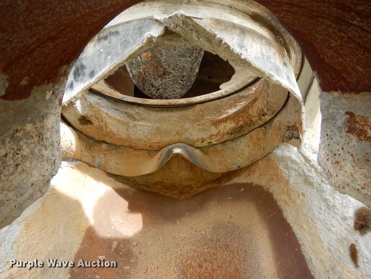 image for item DG7941 2004 Kenworth W900  ready mix truck