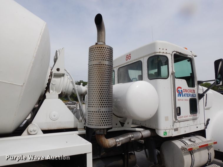 image for item DG7941 2004 Kenworth W900  ready mix truck