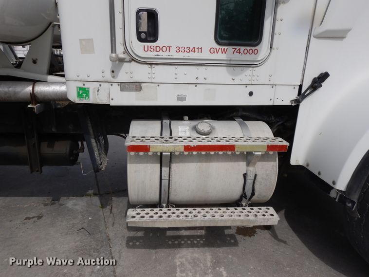 image for item DG7941 2004 Kenworth W900  ready mix truck