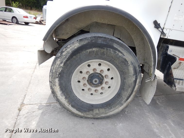 image for item DG7941 2004 Kenworth W900  ready mix truck