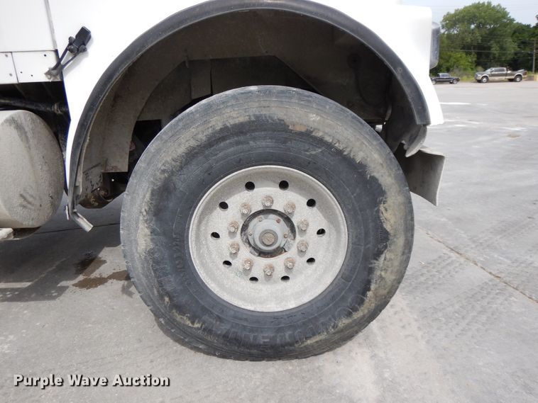 image for item DG7941 2004 Kenworth W900  ready mix truck