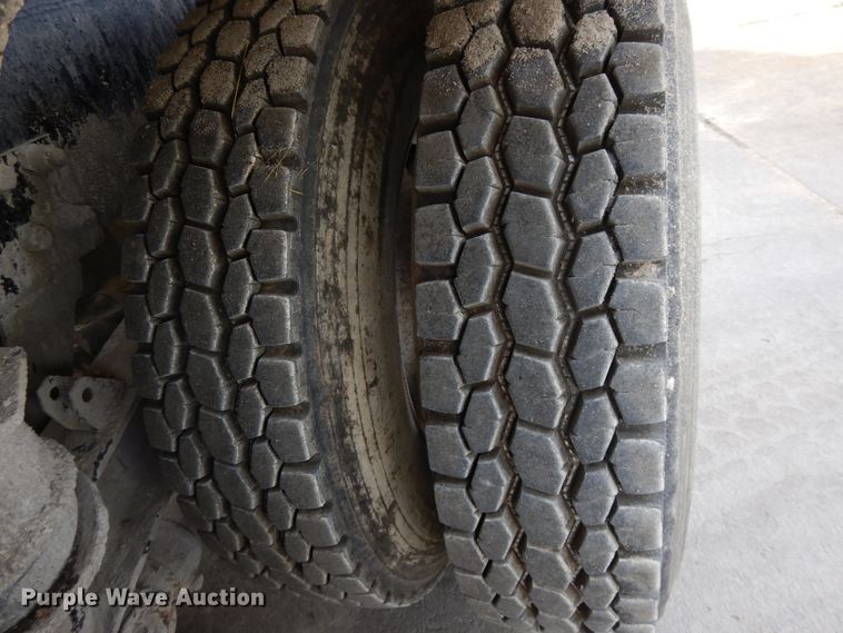 image for item DG7941 2004 Kenworth W900  ready mix truck