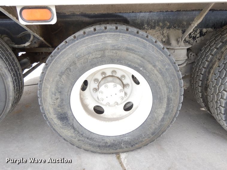 image for item DG7941 2004 Kenworth W900  ready mix truck