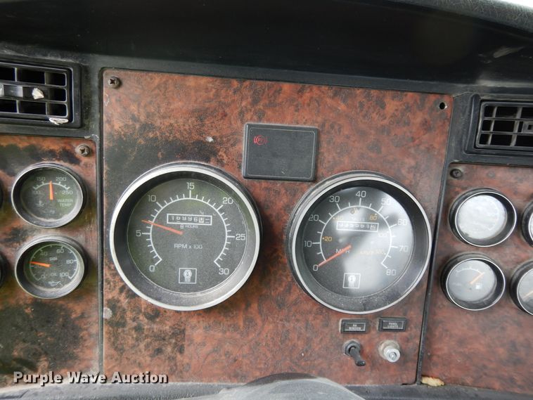 image for item DG7942 2005 Kenworth W900  ready mix truck