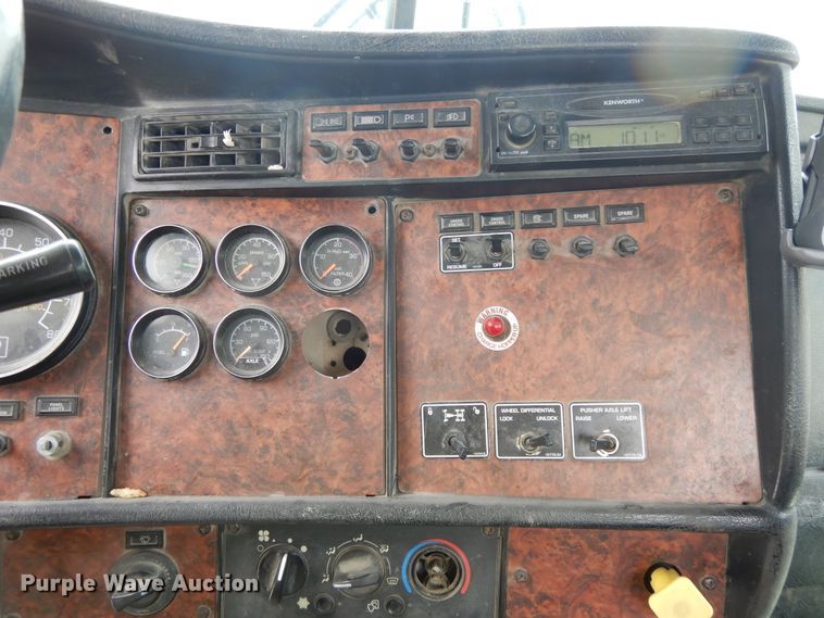 image for item DG7942 2005 Kenworth W900  ready mix truck