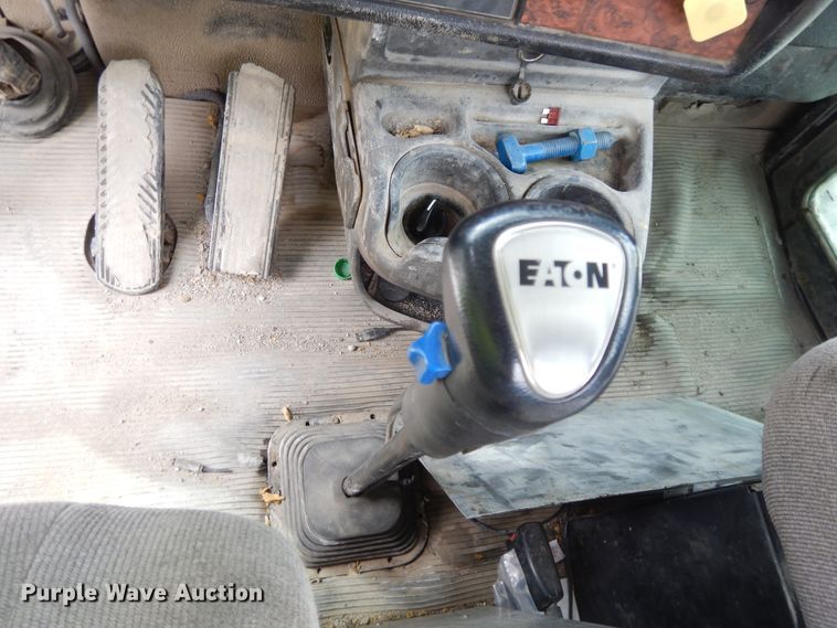 image for item DG7942 2005 Kenworth W900  ready mix truck