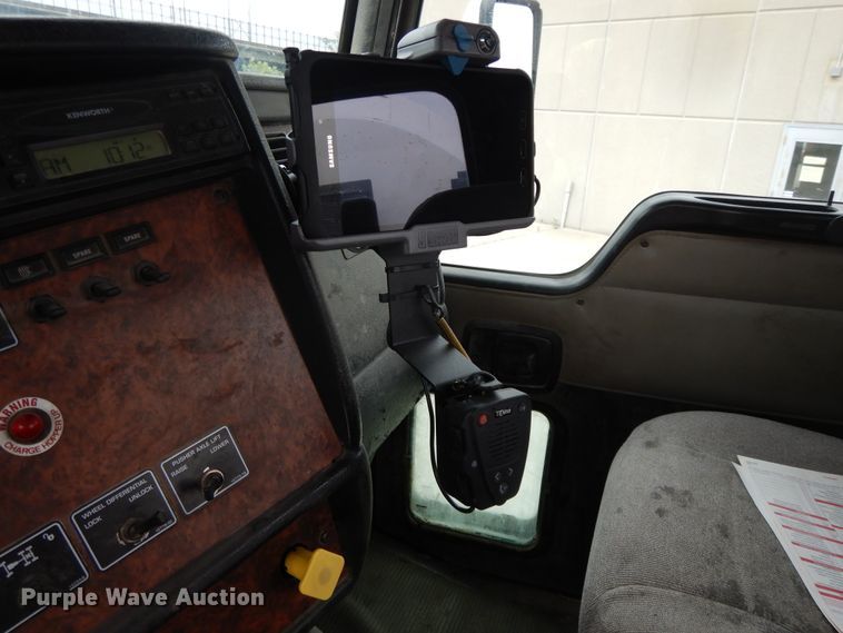 image for item DG7942 2005 Kenworth W900  ready mix truck