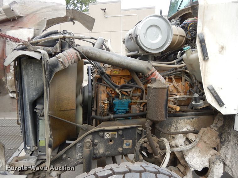 image for item DG7942 2005 Kenworth W900  ready mix truck