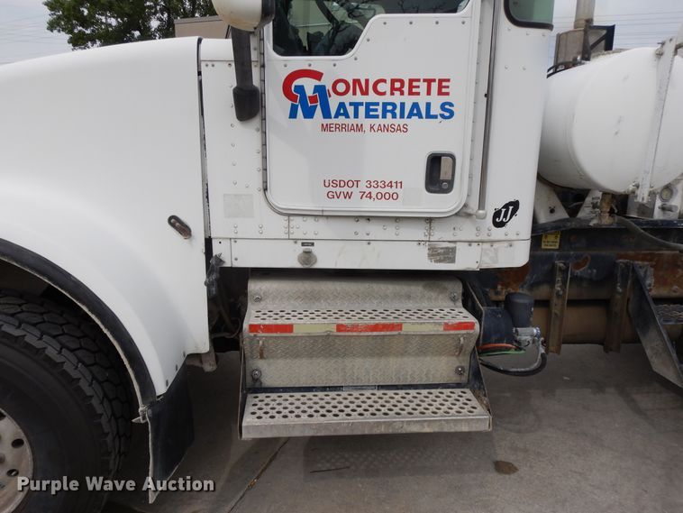 image for item DG7942 2005 Kenworth W900  ready mix truck