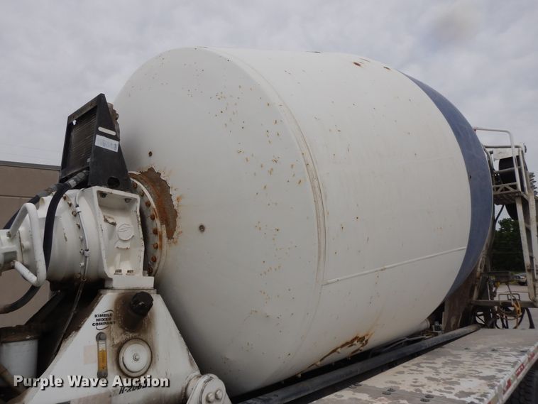 image for item DG7942 2005 Kenworth W900  ready mix truck