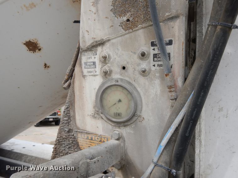 image for item DG7942 2005 Kenworth W900  ready mix truck