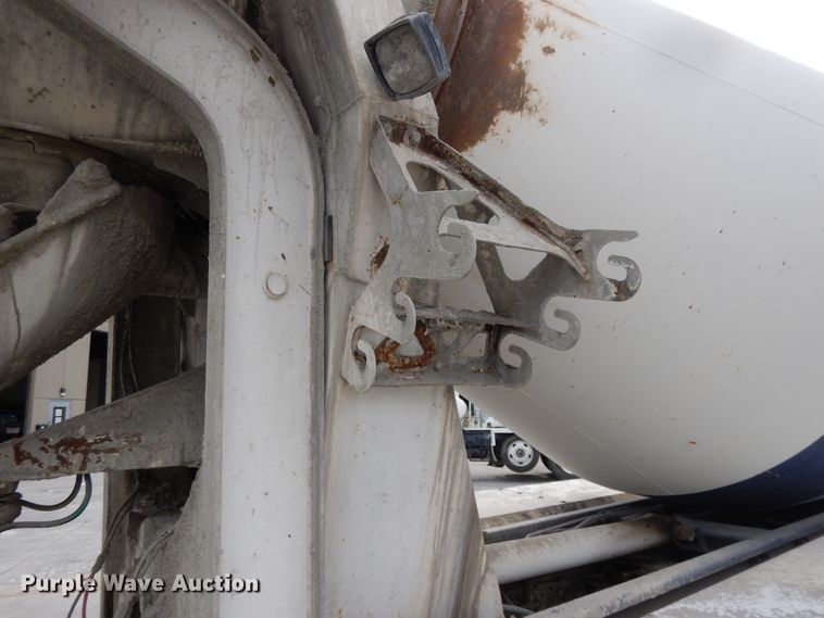 image for item DG7942 2005 Kenworth W900  ready mix truck