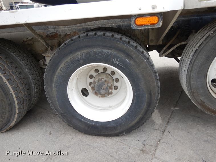 image for item DG7942 2005 Kenworth W900  ready mix truck