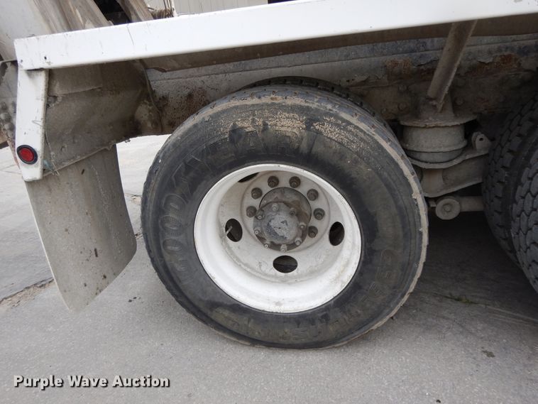 image for item DG7942 2005 Kenworth W900  ready mix truck