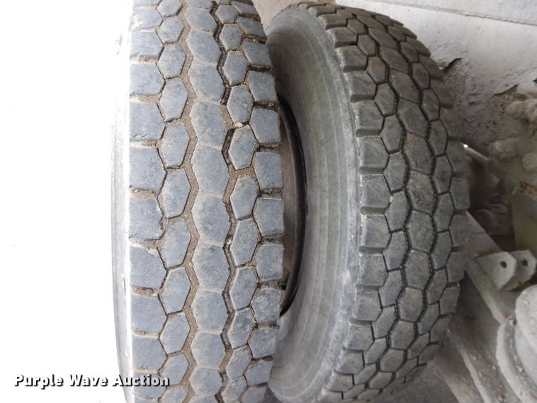 image for item DG7942 2005 Kenworth W900  ready mix truck