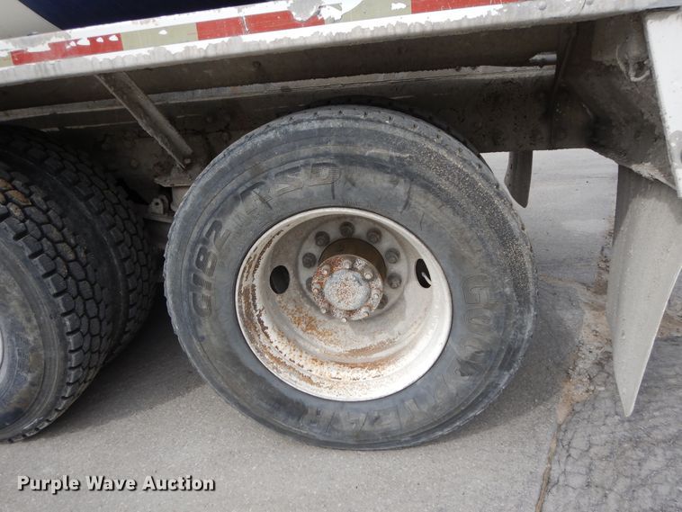 image for item DG7942 2005 Kenworth W900  ready mix truck