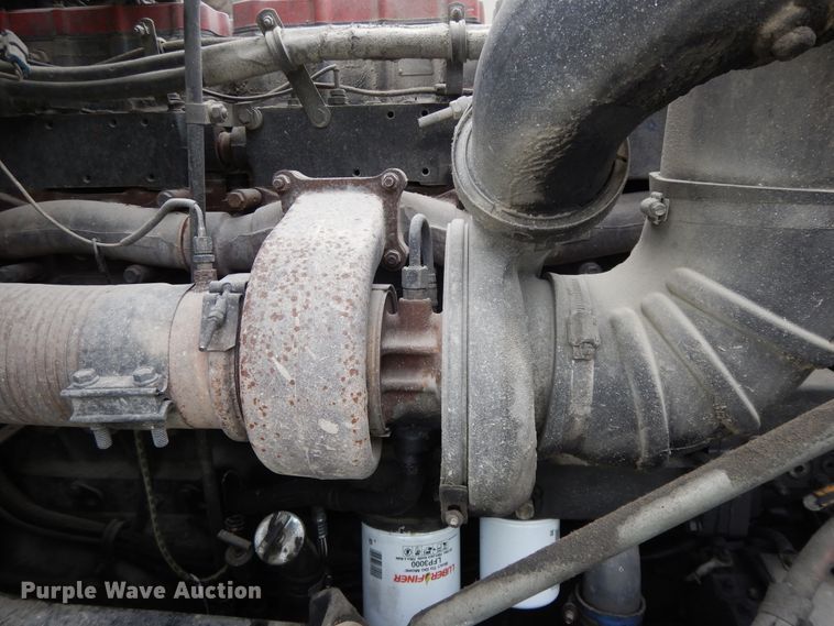 image for item DG7944 2001 Kenworth T800  semi truck