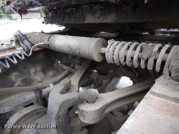 image for item DG7944 2001 Kenworth T800  semi truck