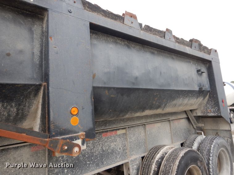 image for item DG7945 1980 Fruehauf end dump trailer
