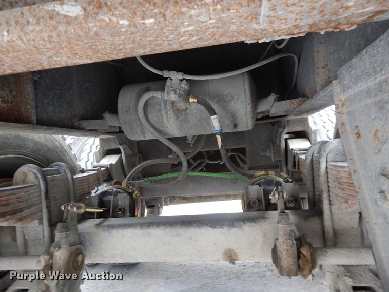 image for item DG7945 1980 Fruehauf end dump trailer