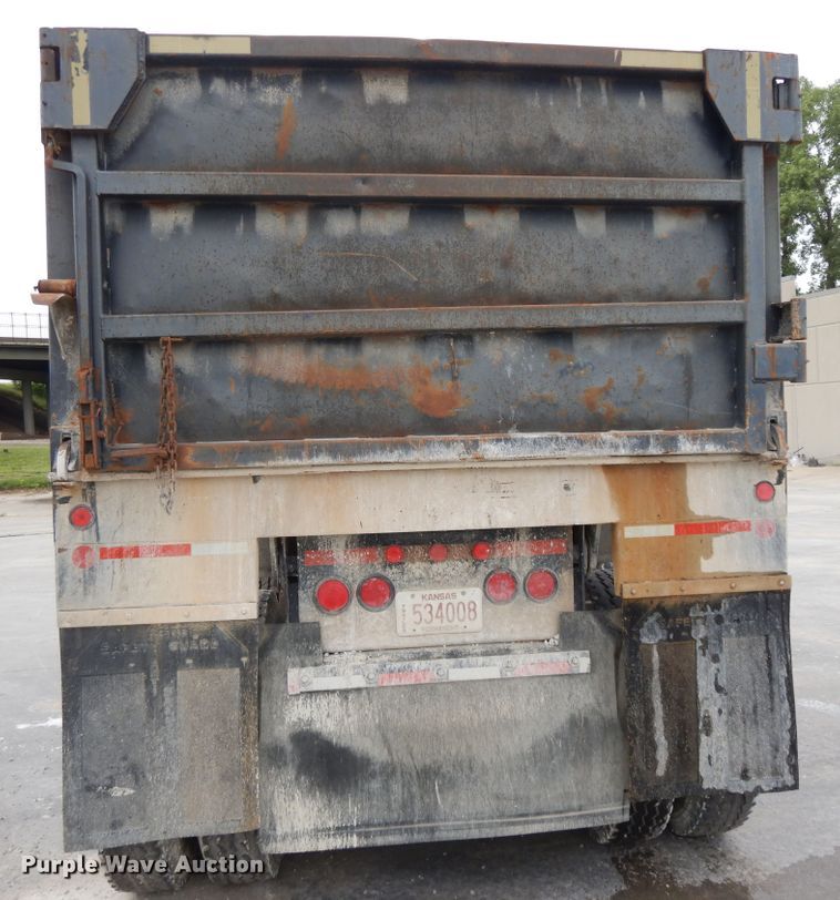 image for item DG7945 1980 Fruehauf end dump trailer