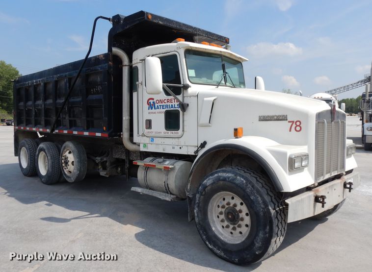 image for item DG7946 2002 Kenworth W900  construction dump truck