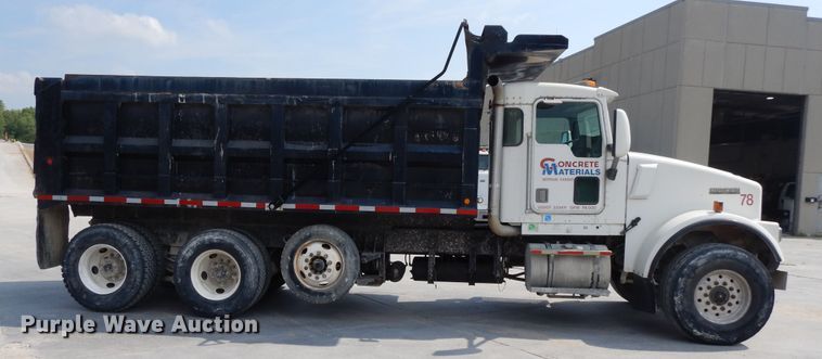 image for item DG7946 2002 Kenworth W900  construction dump truck