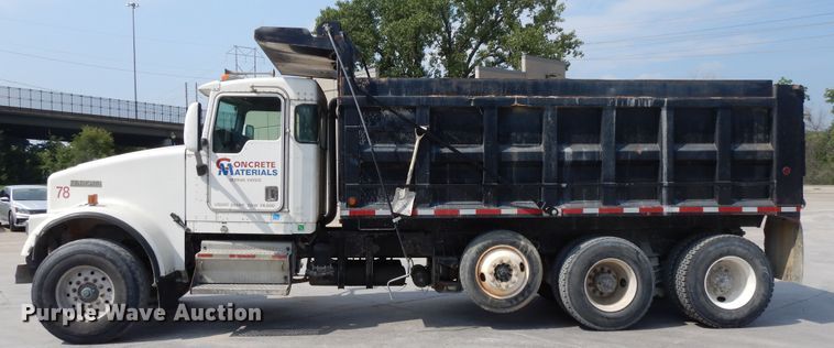 image for item DG7946 2002 Kenworth W900  construction dump truck