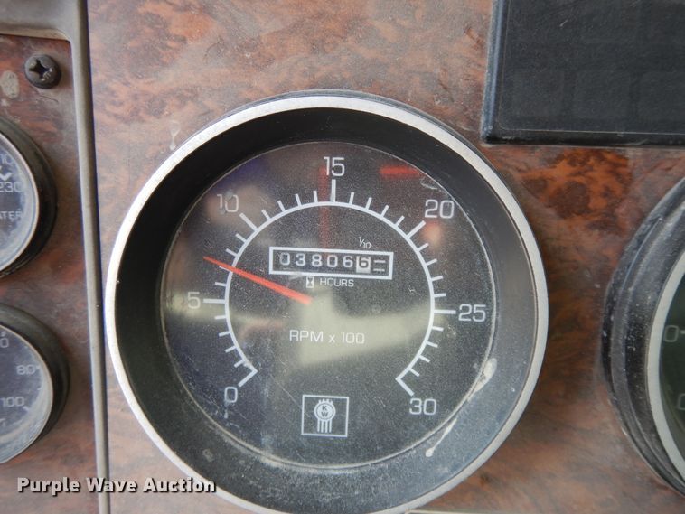 image for item DG7946 2002 Kenworth W900  construction dump truck