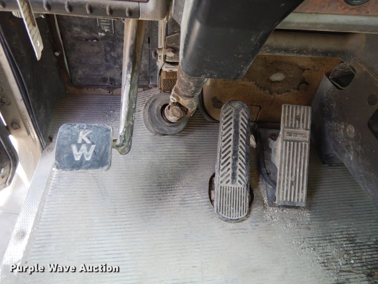 image for item DG7946 2002 Kenworth W900  construction dump truck