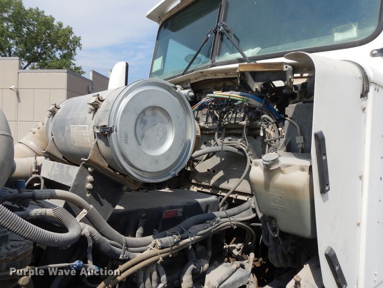 image for item DG7946 2002 Kenworth W900  construction dump truck