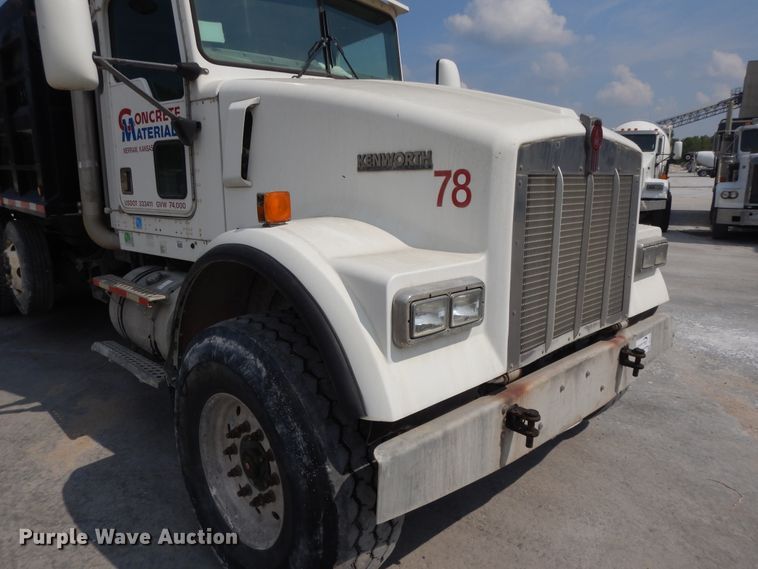 image for item DG7946 2002 Kenworth W900  construction dump truck