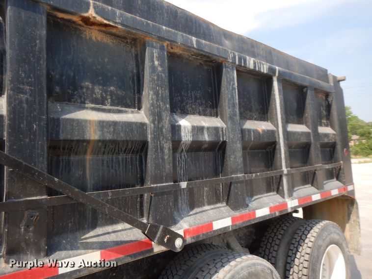 image for item DG7946 2002 Kenworth W900  construction dump truck