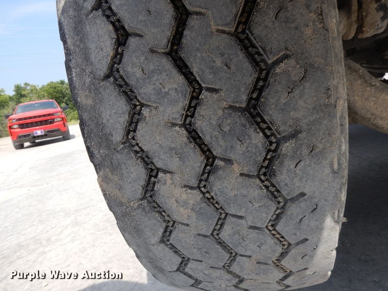 image for item DG7946 2002 Kenworth W900  construction dump truck