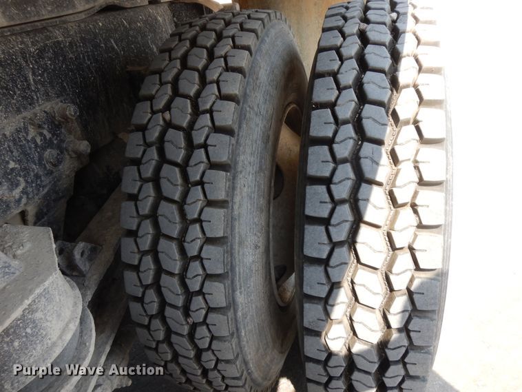 image for item DG7946 2002 Kenworth W900  construction dump truck