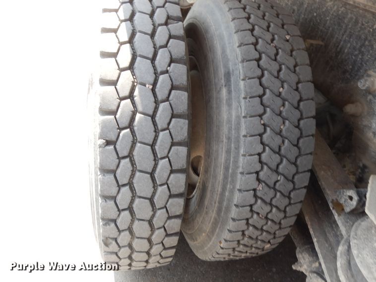 image for item DG7946 2002 Kenworth W900  construction dump truck