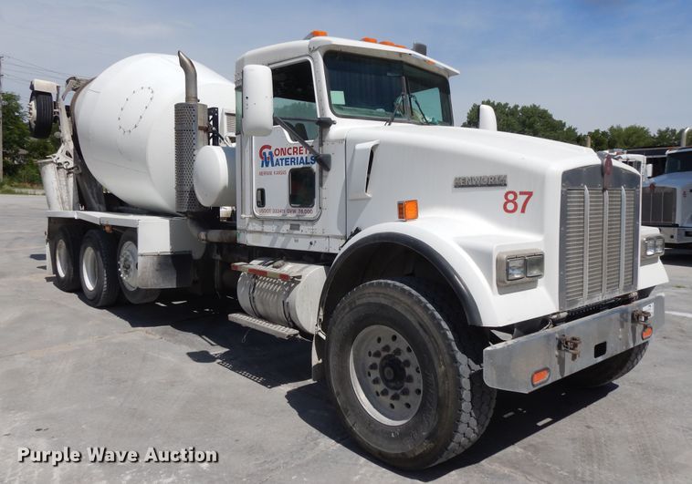 image for item DG7947 2004 Kenworth W900  ready mix truck