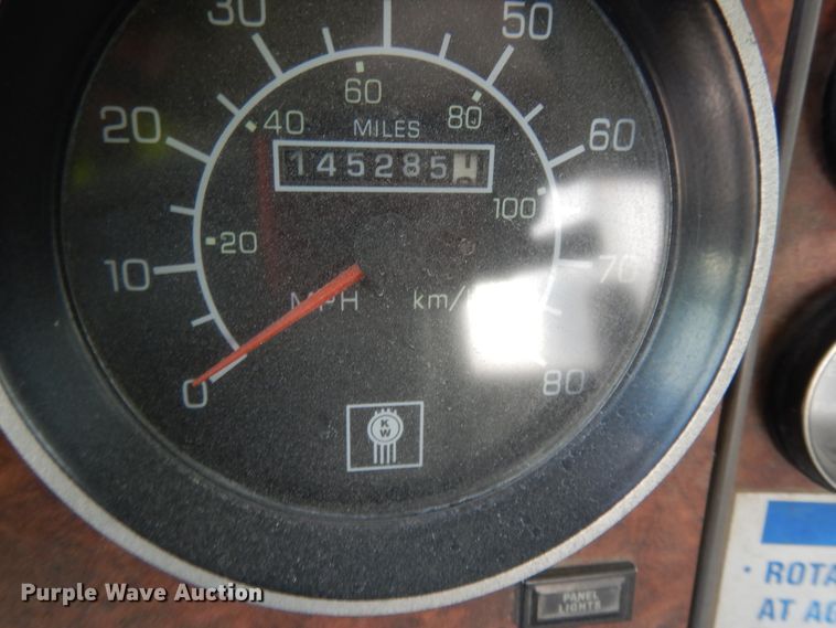 image for item DG7947 2004 Kenworth W900  ready mix truck