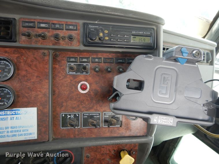 image for item DG7947 2004 Kenworth W900  ready mix truck