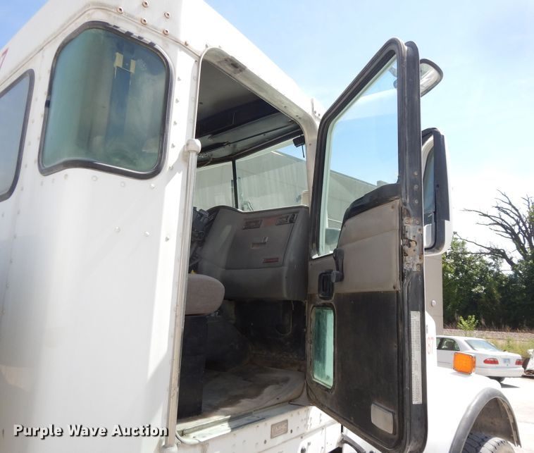 image for item DG7947 2004 Kenworth W900  ready mix truck